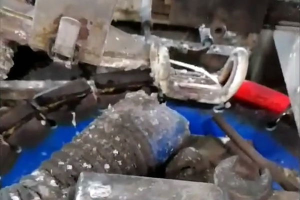 高頻焊機(jī)對鋸片上的合金焊接過程